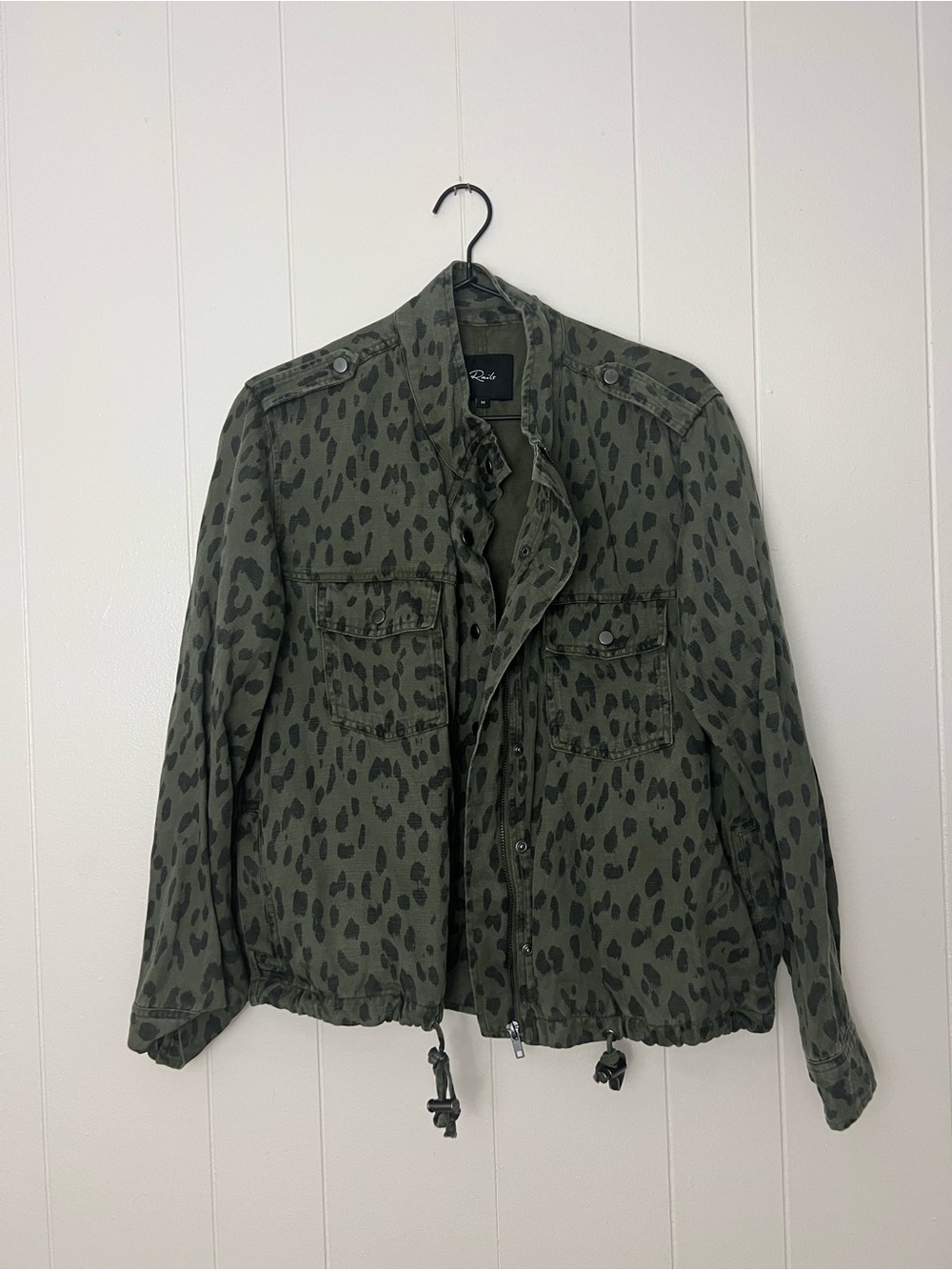Rails Women's Collins Utility Jacket in a Green Leopard Print Size Medium